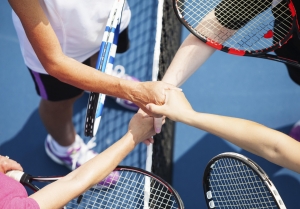 How To Make Friends and Meet New People Simply By Playing Tennis